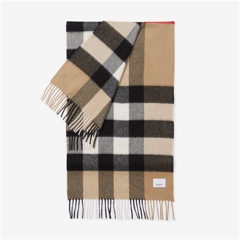 burberry 8054473|Check Cashmere Happy Scarf in Archive beige .